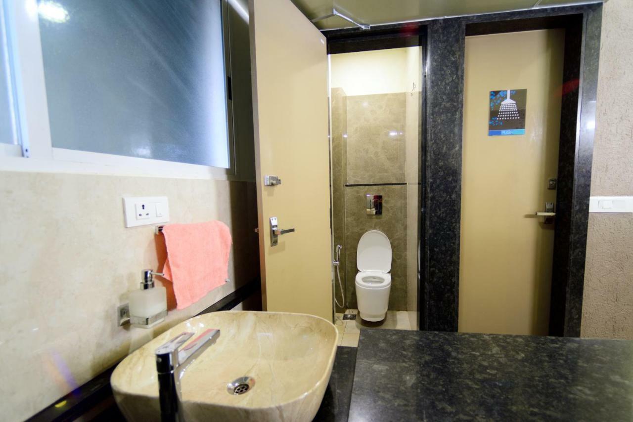 Bedspace- Capsule Ac Hotel Mangalore Exterior photo